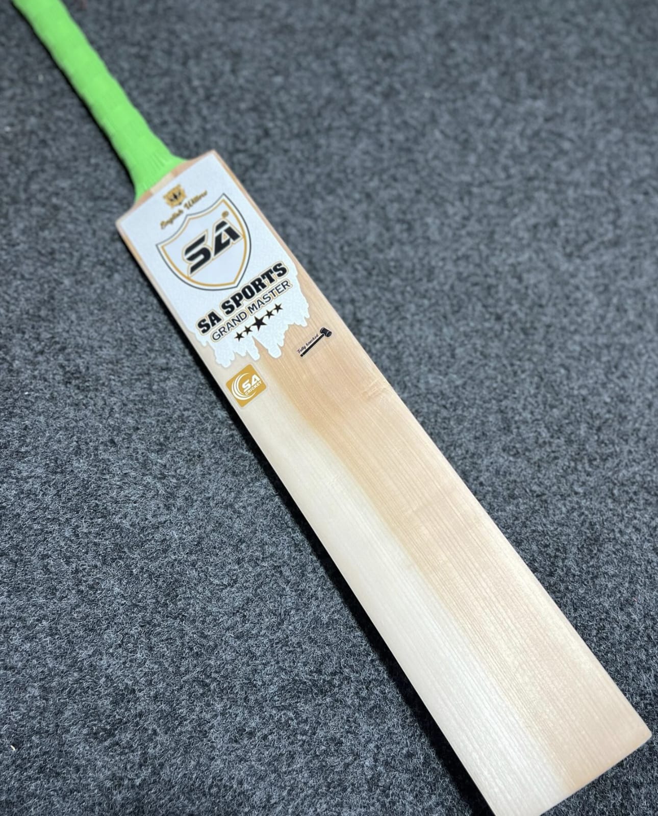 SA Grand Master 5 Stars White Edition Cricket Bat