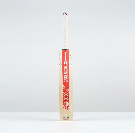 NEOCORE 500 Cricket Bat - Adult